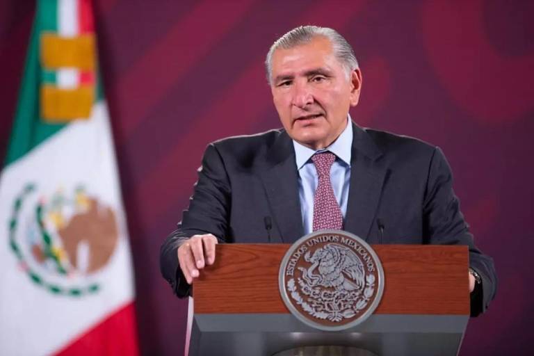 Secretario de Gobernación afirma que solo habrá 1,200 despidos en el INE
