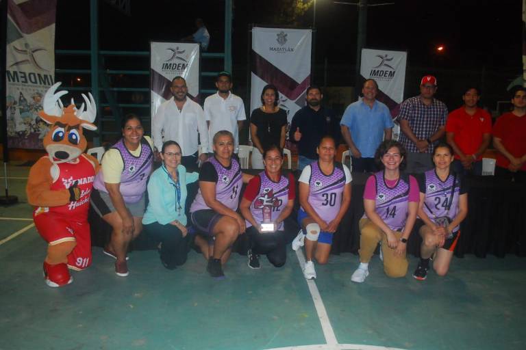 Inauguran edición 18 del Torneo Wolves de Basquetbol