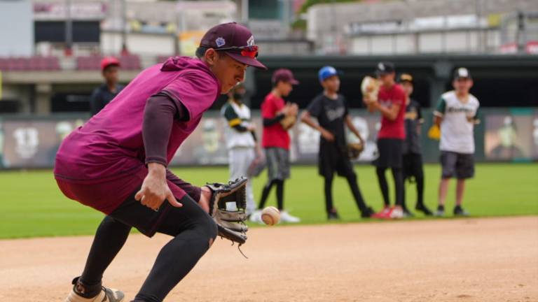 Tomateros sigue con su intenso entrenamiento.