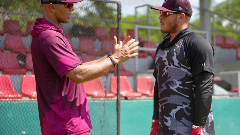 Los guindas siguen recibiendo la llegada de sus peloteros en su pretemporada.