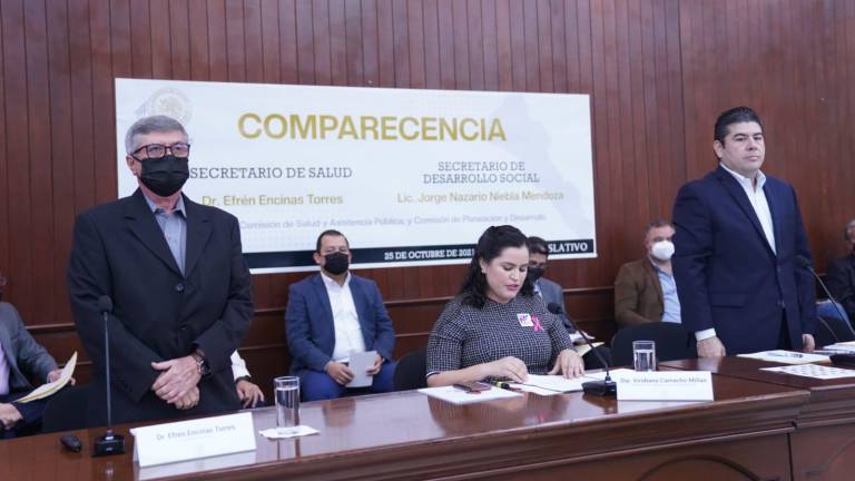El secretario de Salud, Efrén Encinas Torres.