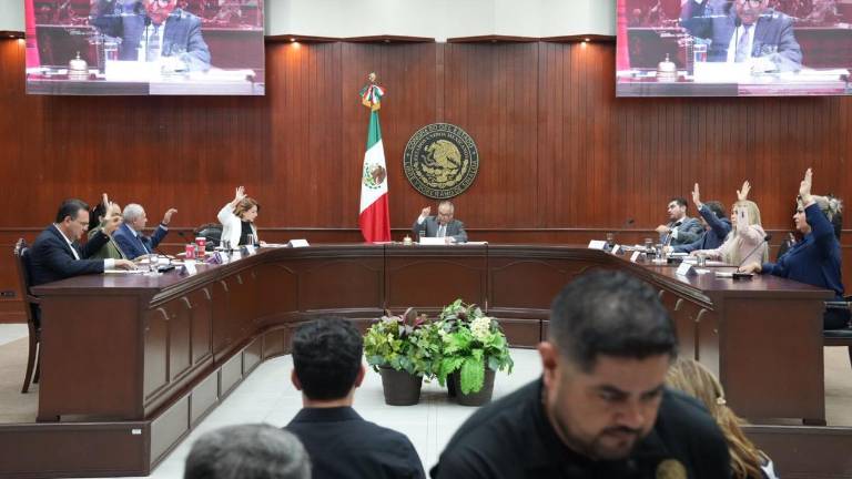 Sesión de la Comisión Permanente del Congreso de Sinaloa.