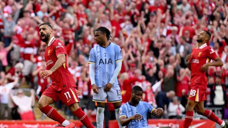 Mohamed Salah marca el cuarto gol de los Reds.