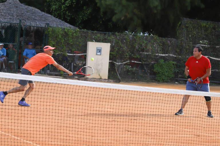 Preparan Torneo de Dobles en Racquet Las Gaviotas
