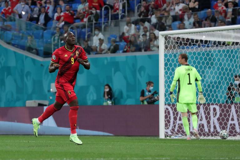 Bélgica gana sin despeinarse en la Eurocopa