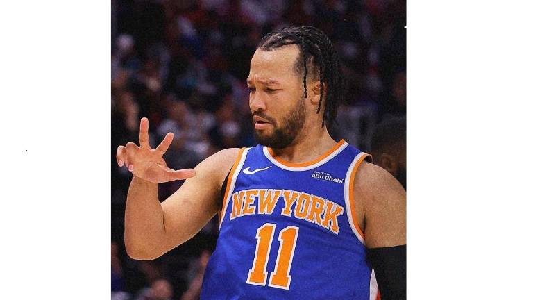 Jalen Brunson mete 32 puntos.