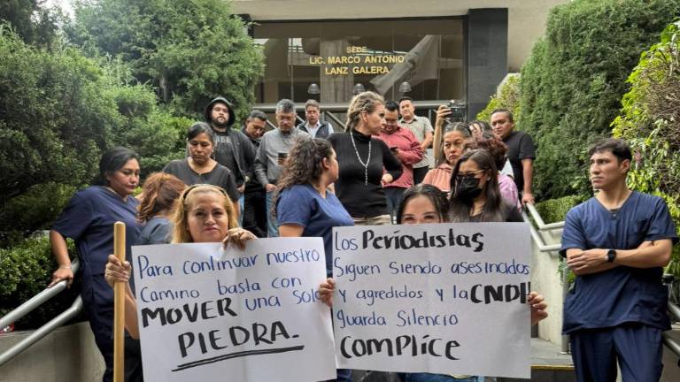 Ceci Flores denunció presuntas agresiones tras intentar tomar las instalaciones de la CNDH.
