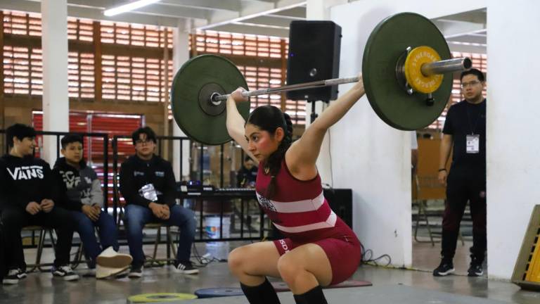 Culiacán acaparó el metal dorado en halterofilia.