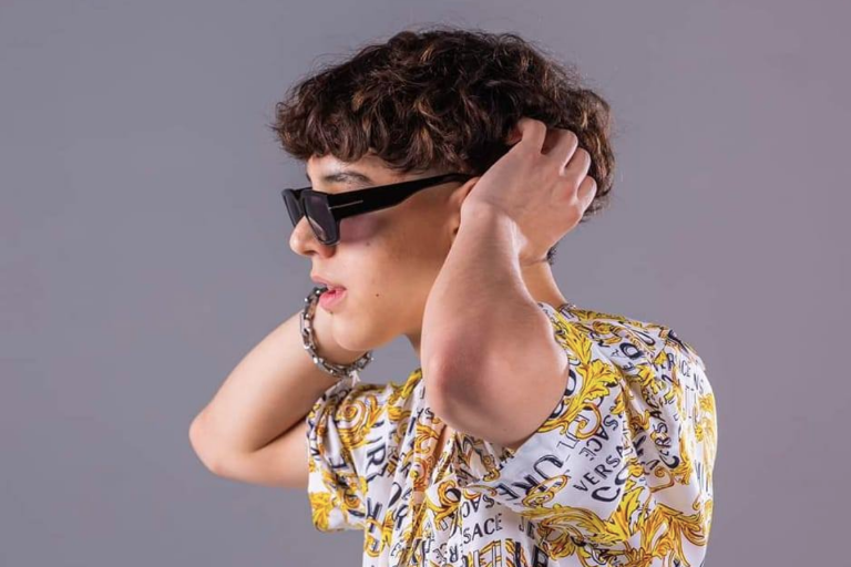 Logra Xavi posicionarse en el número 1 de Billboard, gracias a su tema ‘La Diabla’