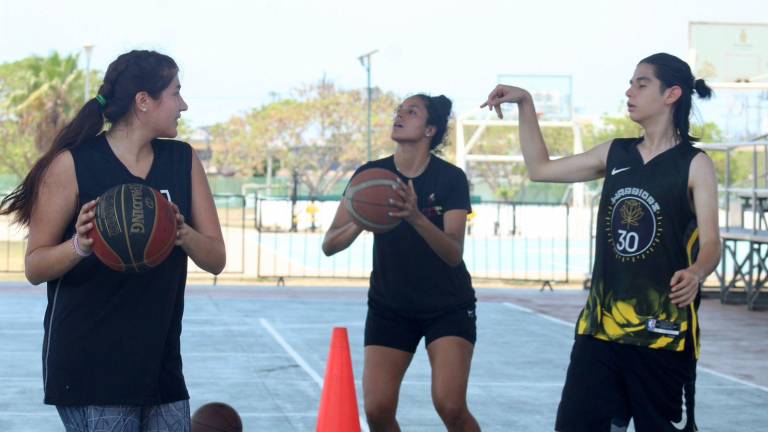 Mariana Valenzuela se encuentra en Mazatlán, donde mantiene sus entrenamientos.
