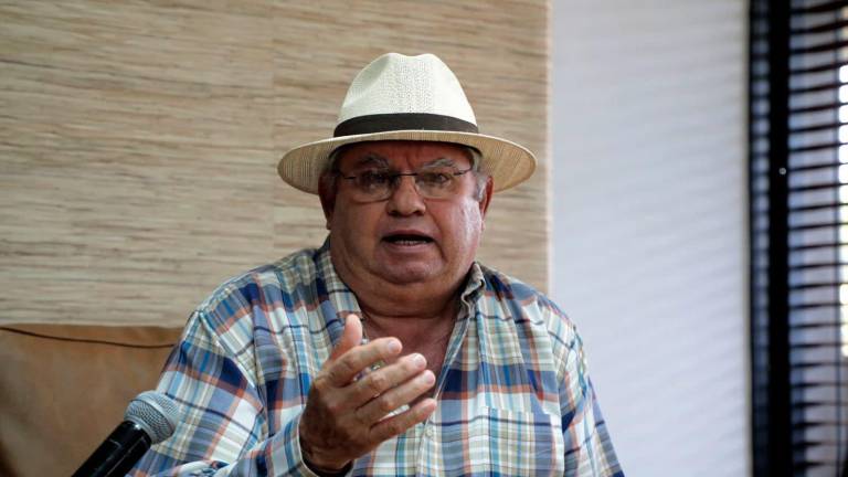 El presidente de la Federación de Autotransportistas del Estado de Sinaloa, Joel Camacho, informó sobre las acciones que se están tomando para recuperar la ruta Culiacán-Tamazula.