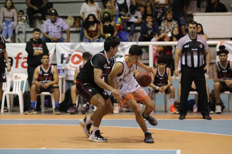 Avanza Delfines de Mazatlán a las semifinales de Cibapac