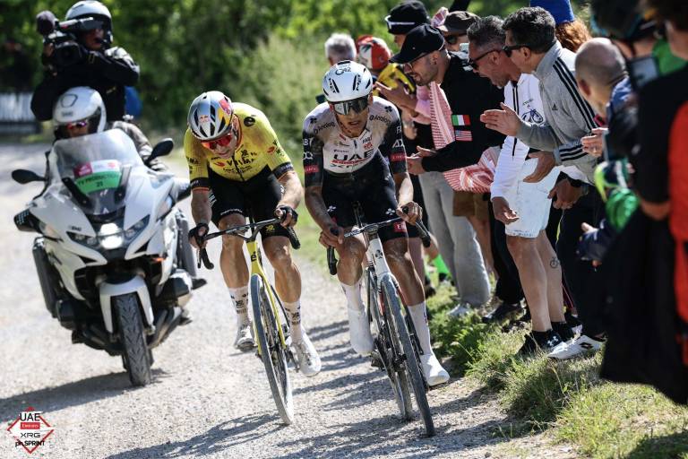 Isaac del Toro brilla en su debut en la Vuelta a Austria 2025 y se instala en el top 5