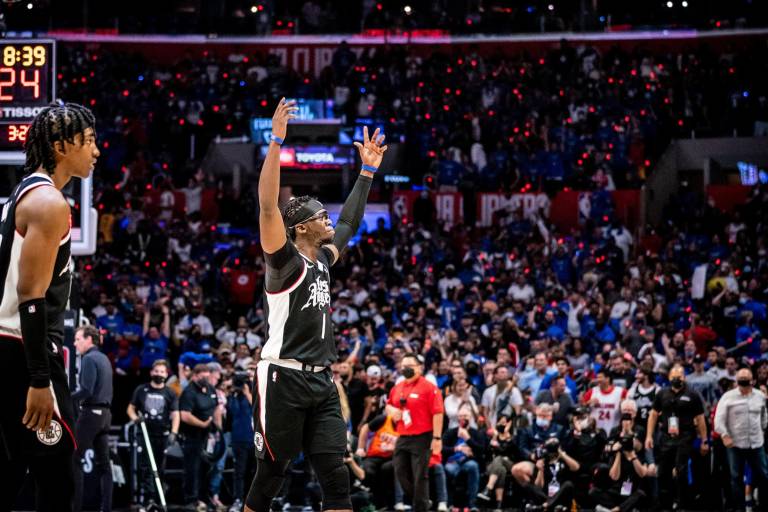 Clippers concreta la campanada y va a las finales de Conferencia por primera vez