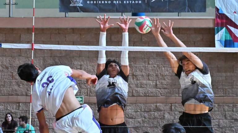 Los voleibolistas mazatlecos tienen un complicado arranque.