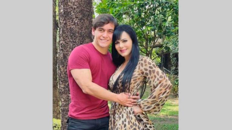 Maribel Guardia confirma la muerte de su hijo a causa de un infarto.