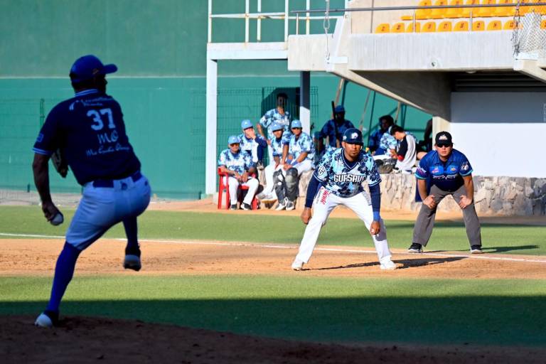 Algodoneros de Guasave blanquea por tercer juego al hilo y es finalista en La Paz