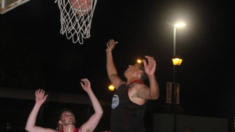 La Liga de Baloncesto Burócrata entra esta semana en su etapa eliminatoria.