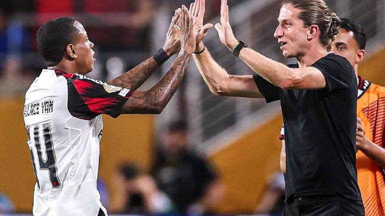 Flamengo rescató el empate en su cierre de fase de grupos del Mundial de Clubes.