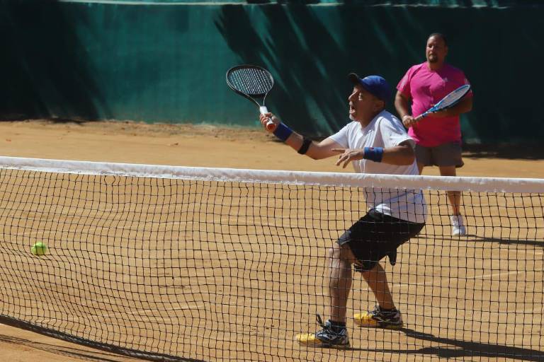 Se registran parejas para Copa Carnaval de Tenis, en Racquet Club