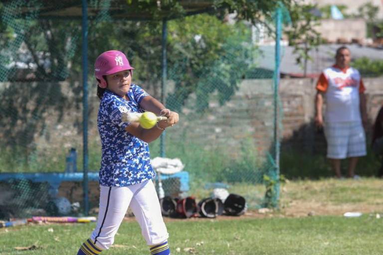 Las Reales se instala en final de Softbol, en Chololos