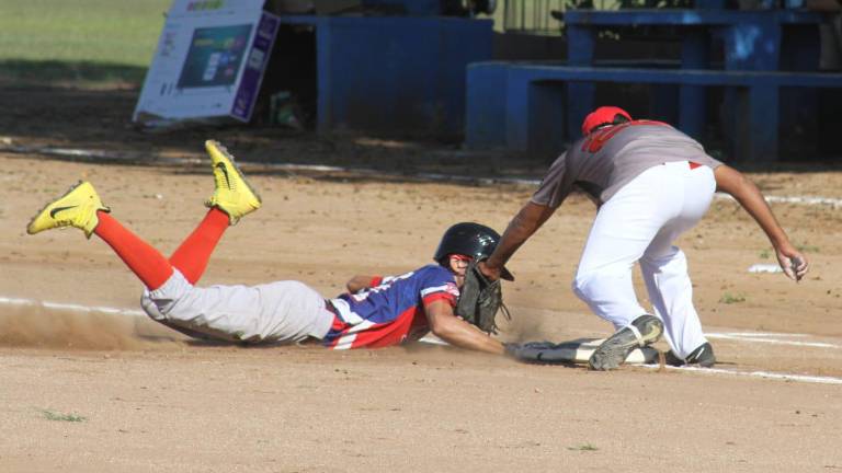 Panteras vence a Carnes Selectas Ramoncillo.