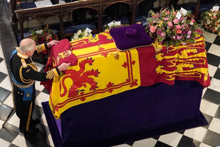 La Reina Isabel II descansa ya junto al Príncipe Felipe