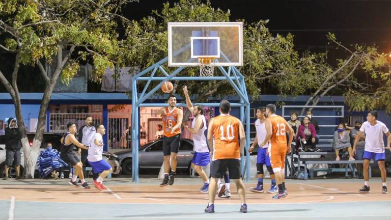 El Itmaz demostró todo su kilometraje en las canchas mazatlecas.