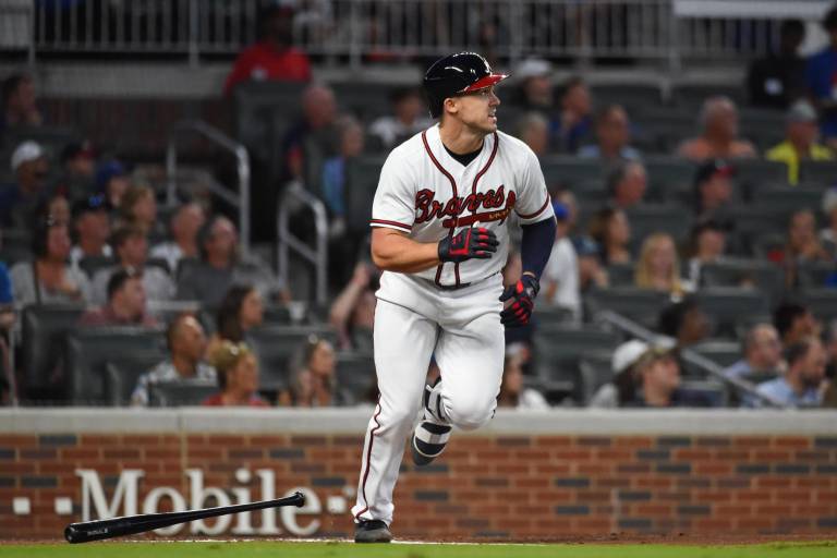 Adam Duvall será operado y se perderá el resto del 2022 por los Bravos de Atlanta