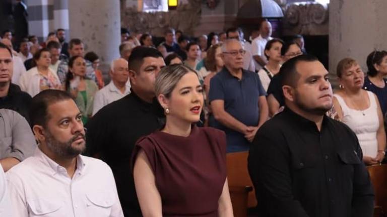 Estrella Palacio dice que Raúl Rico seguirá en el Instituto Municipal de Cultura, Turismo y Arte de Mazatlán.