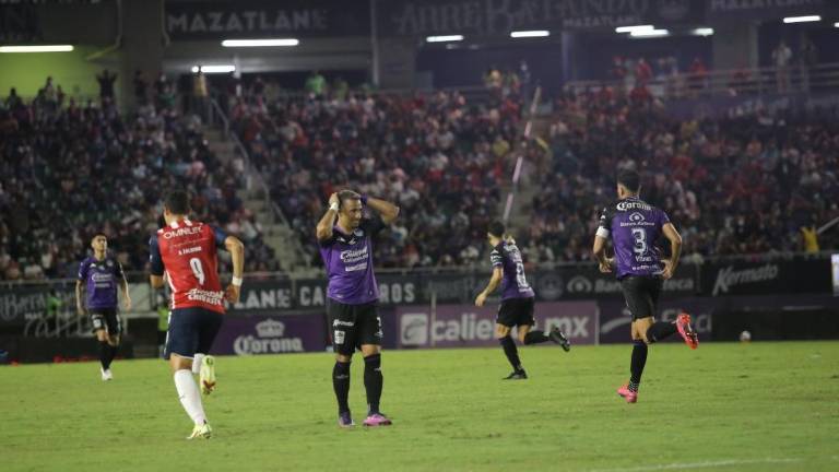 La derrota en casa ante Chivas fue determinante en la eliminación de los Cañoneros.