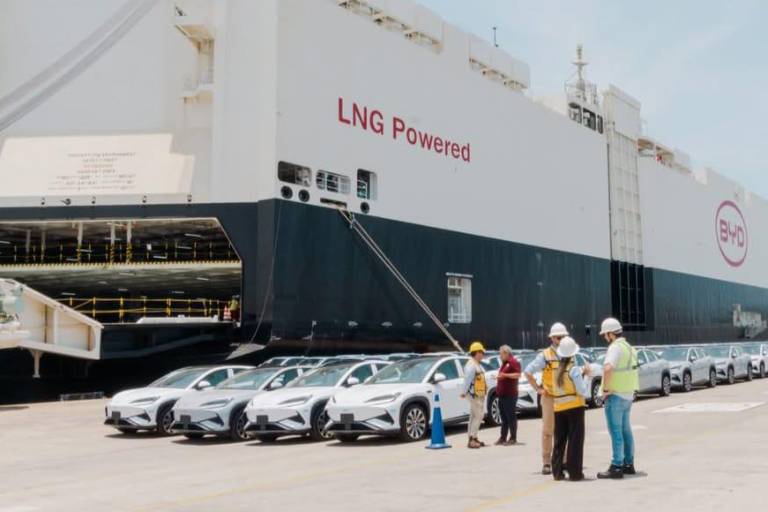 Llega a Mazatlán el buque chino BYD Changzhou