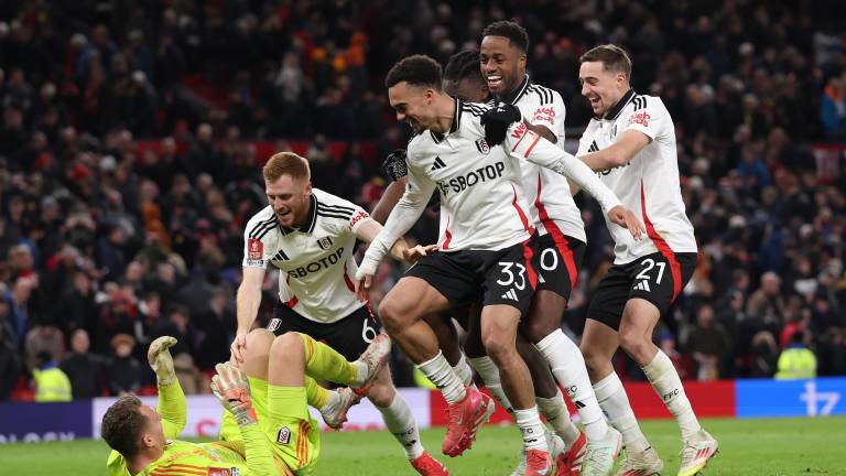 El Fulham celebra su pase.