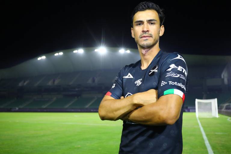 Oswaldo Alanís reporta con Mazatlán FC