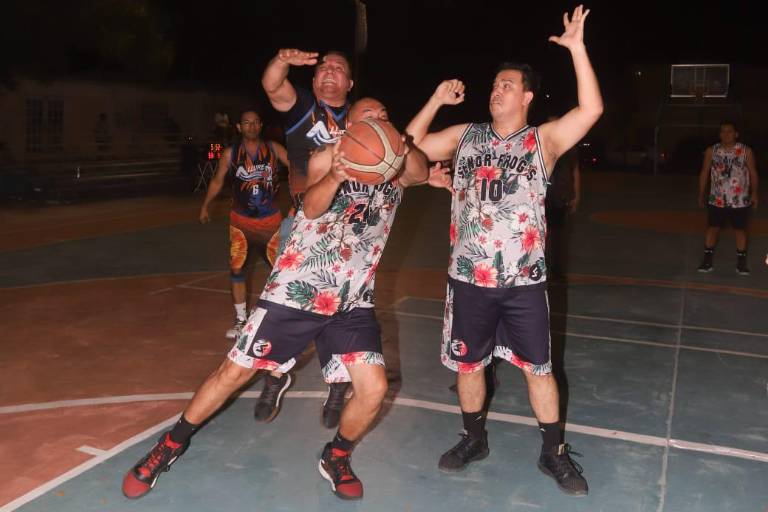 Sale airoso del compromiso Constructora Dugasa, en Baloncesto Veteranos