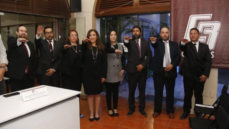 Gaspar Ortiz, Alejandro Leyva, Rosa Armienta, Karla Cázarez, Natalie Bernal, Israel Aguilar, Jaziel Castro, Rafael Yves Velázquez rinden protesta.