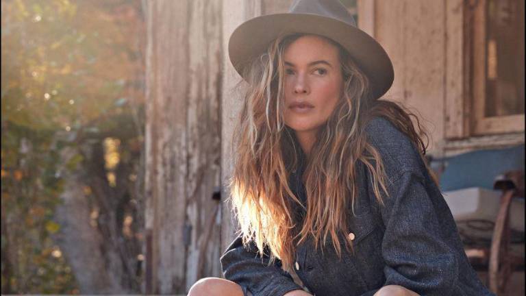 Behati Prinsloo.