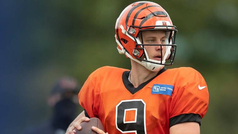 Joe Burrow dice adiós a la campaña 2023.