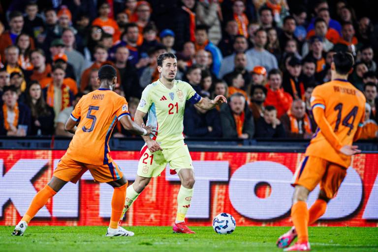 Valioso empate de España en Rótterdam