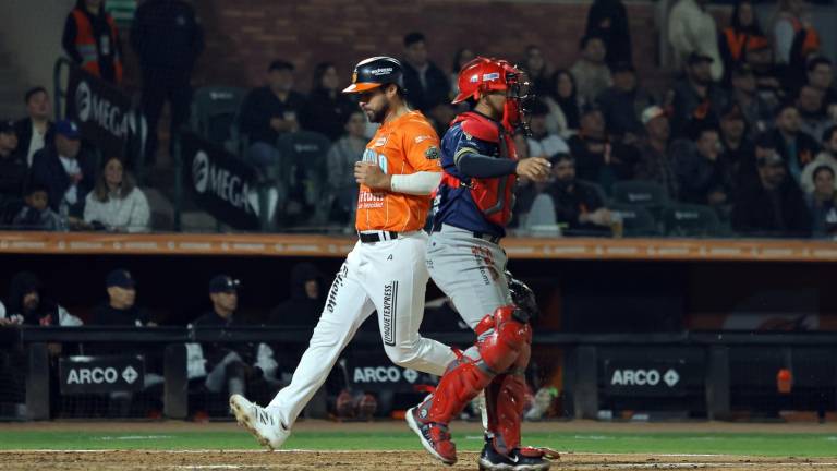 Naranjeros remonta y gana a Venados.