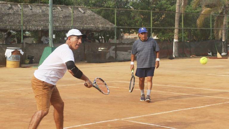 Sergio Sánchez y Abraham Herrera logran su primera victoria del evento.