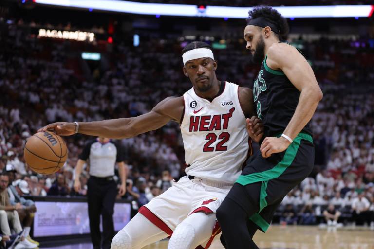 El Heat aplasta a Celtics y queda a un paso de las Finales