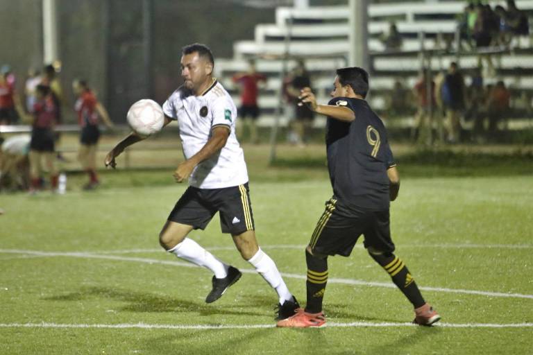 Indestructibles de la Guardia Nacional suma par de triunfos y se mete a la lucha por la liguilla