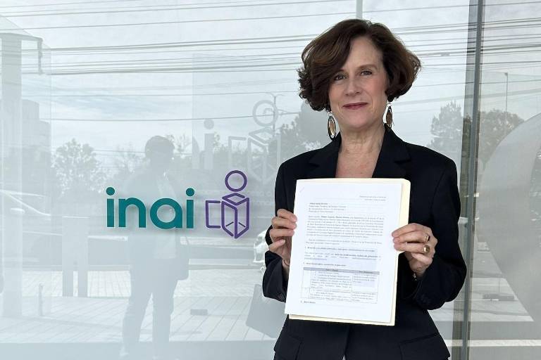 Denise Dresser denuncia a AMLO y a director del AICM por exhibir sus movimientos y datos personales