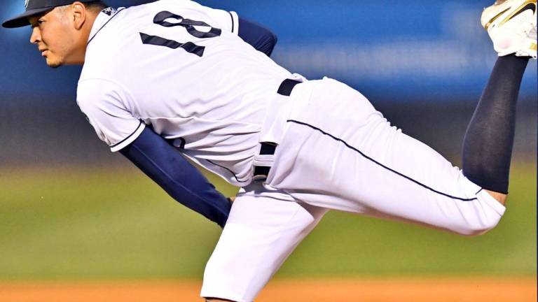 Juan Pablo López lanzó para los Asheville Tourists, Clase A Alta de los Astros de Houston.