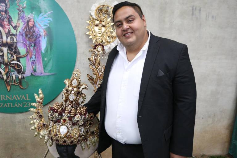 Listas las coronas para el Rey del Carnaval y su cortejo real