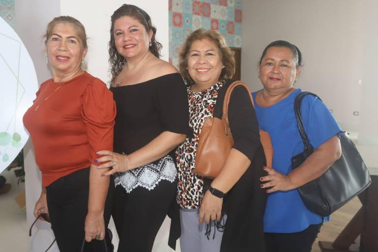 Integrantes de Anspac Mazatlán escuchan mensaje de unión familiar