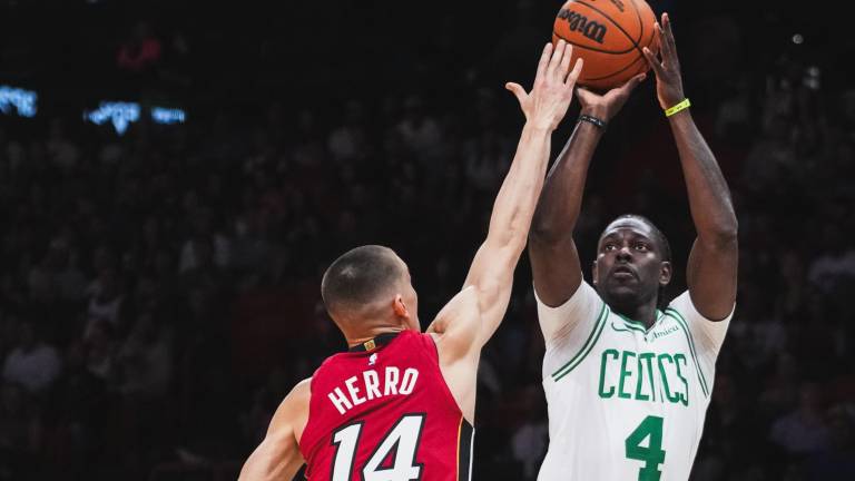 Celtics domina al Heat.