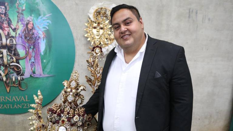 Luis Antonio Ríos González, mejor conocido como Momo Creaciones Artísticas.