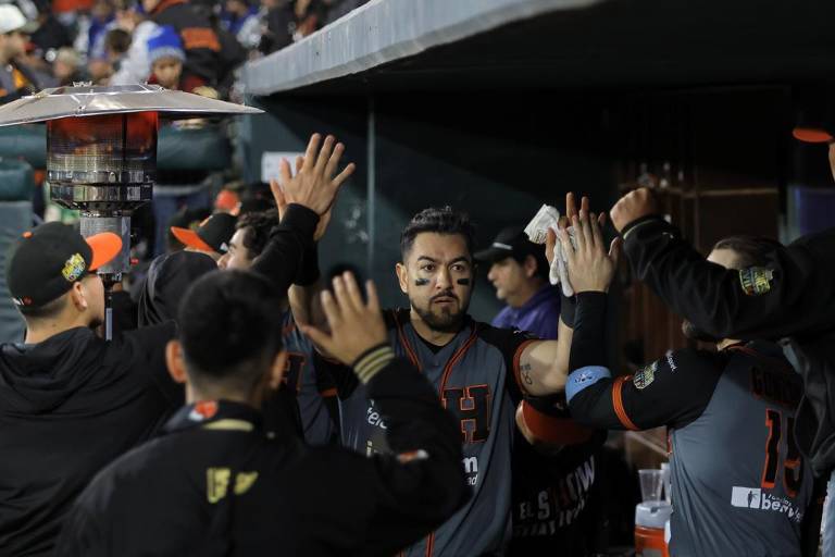 A base de poder, los Naranjeros se colocan al frente en la serie